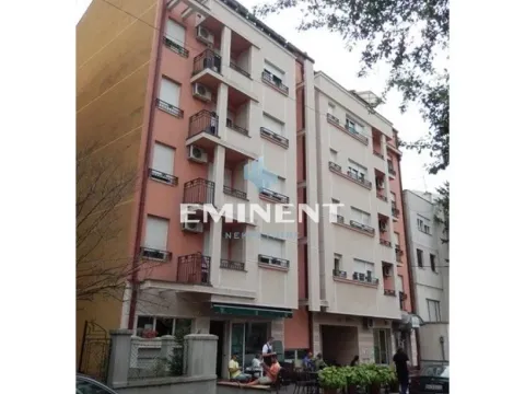 Izdavanje, stan, 40m², Vračar Sve Podlokacije, Beograd - image 13