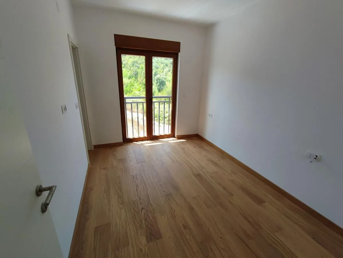 Prodaja, trosoban stan, 113m², Đuraševići, Tivat