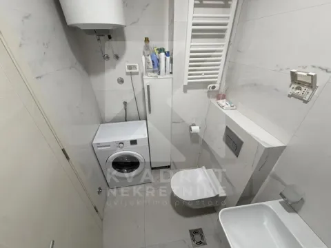 Izdavanje, jednosoban stan, 47m², Central Point, Podgorica - image 11