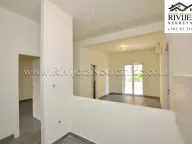 Sale, two bedroom apartment, 74m², Đenovići, Herceg Novi - image 9