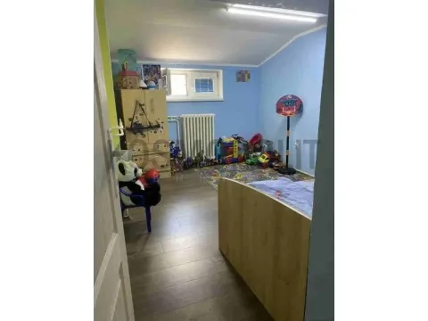 Prodaja, stan, 111m², Skojevsko Naselje, Beograd - image 9