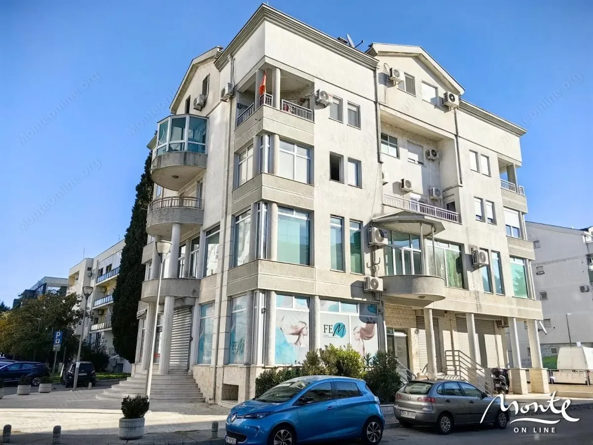 Prodaja, trosoban stan, 91m², Podgorica, Crna Gora