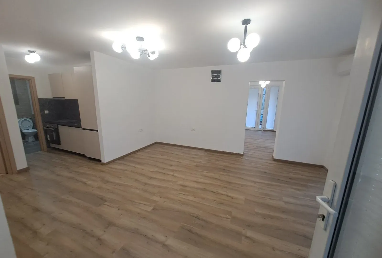Izdavanje, poslovni prostor, 110m², Zabjelo, Podgorica