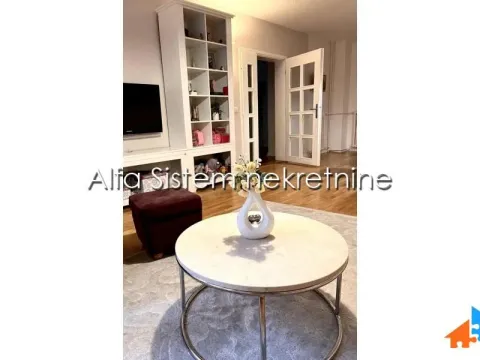 Izdavanje, četvorosoban stan, 105m², Vračar Hram, Vračar Sve Podlokacije - image 4