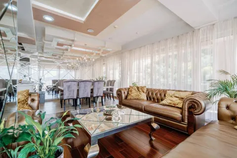 Rent, house, 400m², Dukley Gardens, Budva - image 2