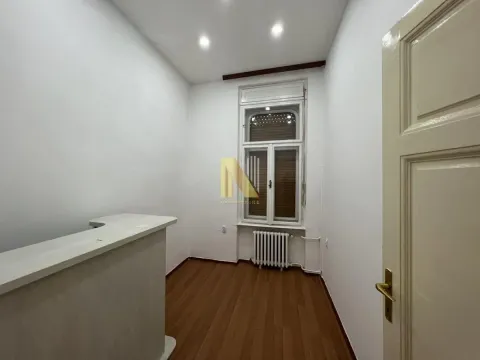 Izdavanje, poslovni prostor, 50m², Centar, Novi Sad - image 8