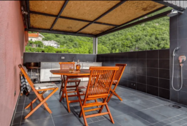 Rent, apartment, 70m², Pržno, Budva