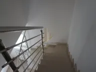 Izdavanje, stan, 118m², Dušanovac, Voždovac Sve Podlokacije - image 17