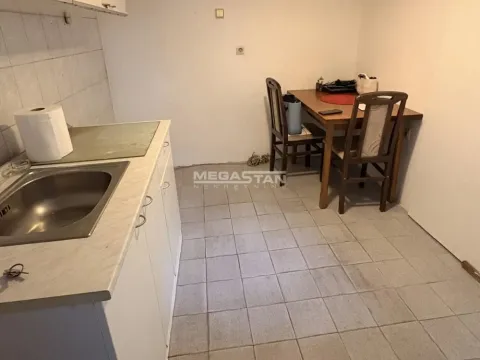 Prodaja, stan, 17m², Slavujev Venac, Zvezdara Sve Podlokacije - image 4