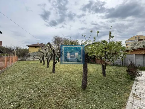 Izdavanje, dvosoban stan, 70m², Centar, Ćuprija - image 9