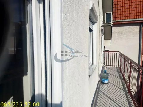 Sale, four bedroom apartment, 135m², Čukarica, Beograd - image 10