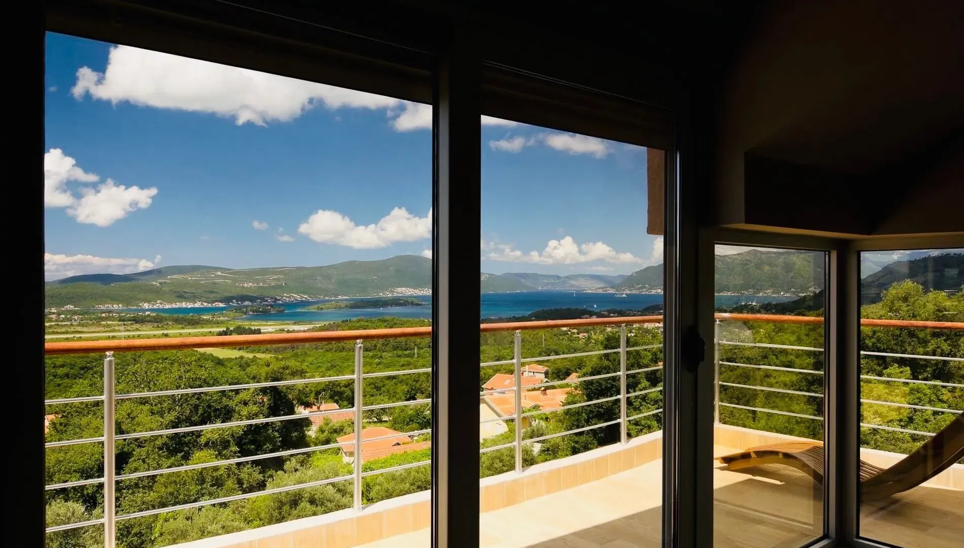 Izdavanje, jednosoban stan, 130m², Kavač, Kotor