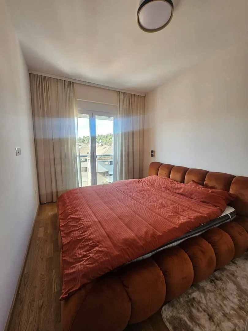 Prodaja, dvosoban stan, 70m², Pobrežje, Podgorica