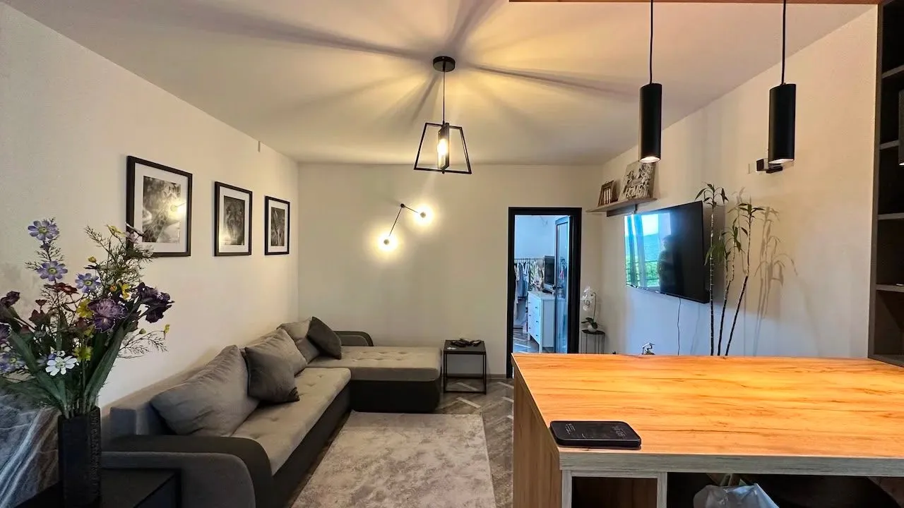 Sale, two bedroom apartment, 55m², Budva okolina, Budva