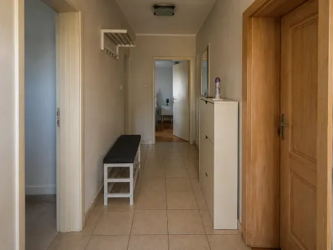 Rent, two bedroom apartment, 108m², Stari Aerodrom, Podgorica - image 9
