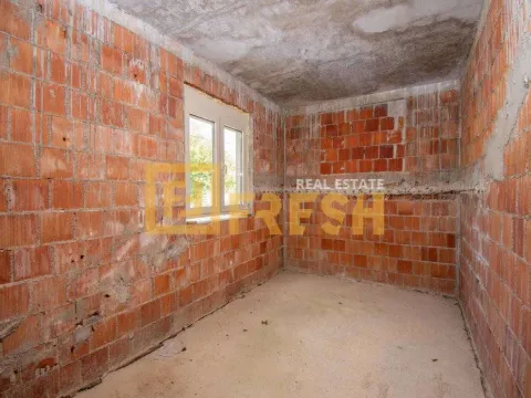 Prodaja, kuća, 240m², Ostalo, Podgorica - image 15