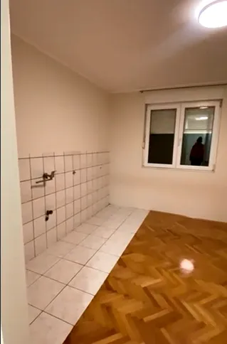 Rent, office space, 90m², Centar, Podgorica