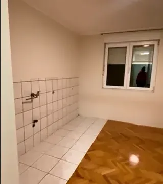 Izdavanje, poslovni prostor, 90m², Centar, Podgorica - image 3