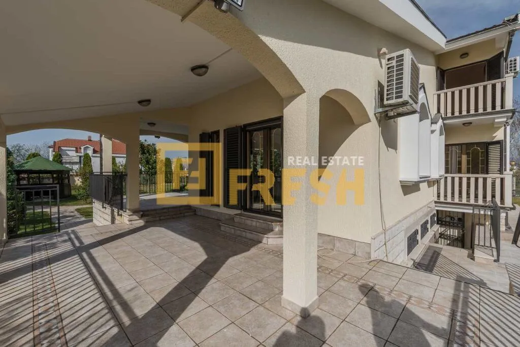 Rent, house, 370m², Zabjelo, Podgorica