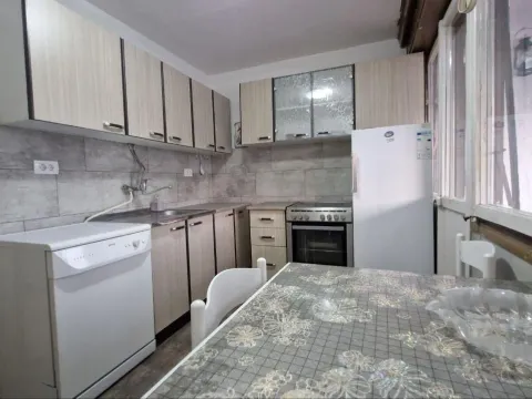 Prodaja, trosoban stan, 110m², Topla, Herceg Novi - image 1