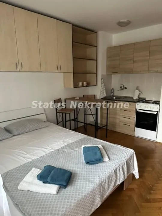 Prodaja, garsonjera, 22m², Centar, Novi Sad