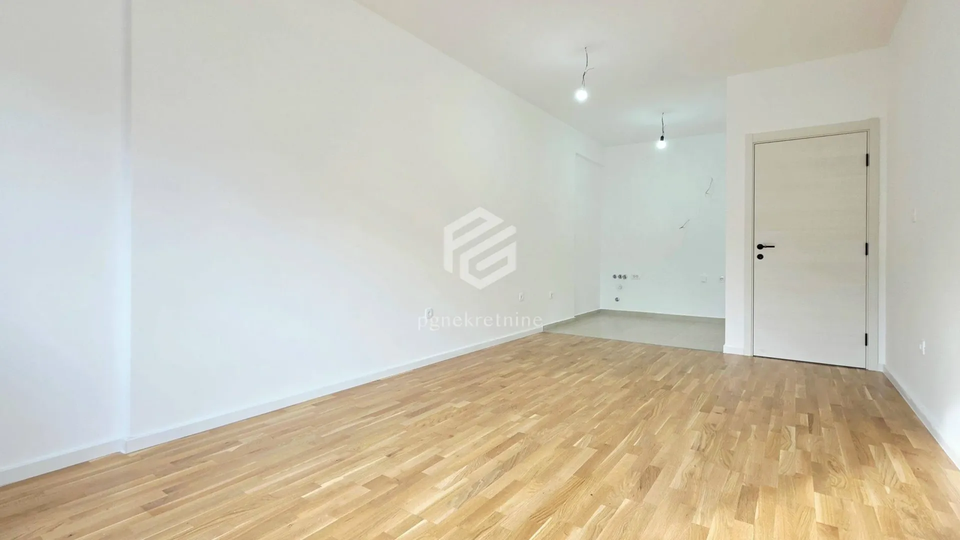 Prodaja, jednosoban stan, 43m², Stari Aerodrom, Podgorica