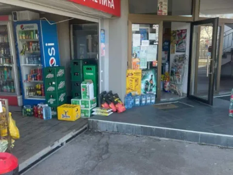 Prodaja, poslovni prostor, 370m², Arilje, Srbija - image 9