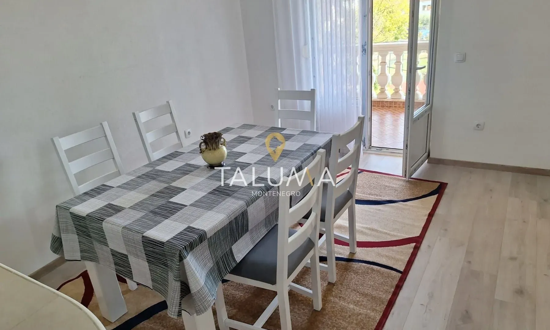 Izdavanje, trosoban stan, 115m², Zabjelo, Podgorica