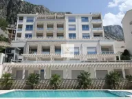 Prodaja, stan, 52m², Kotor, Crna Gora - image 2