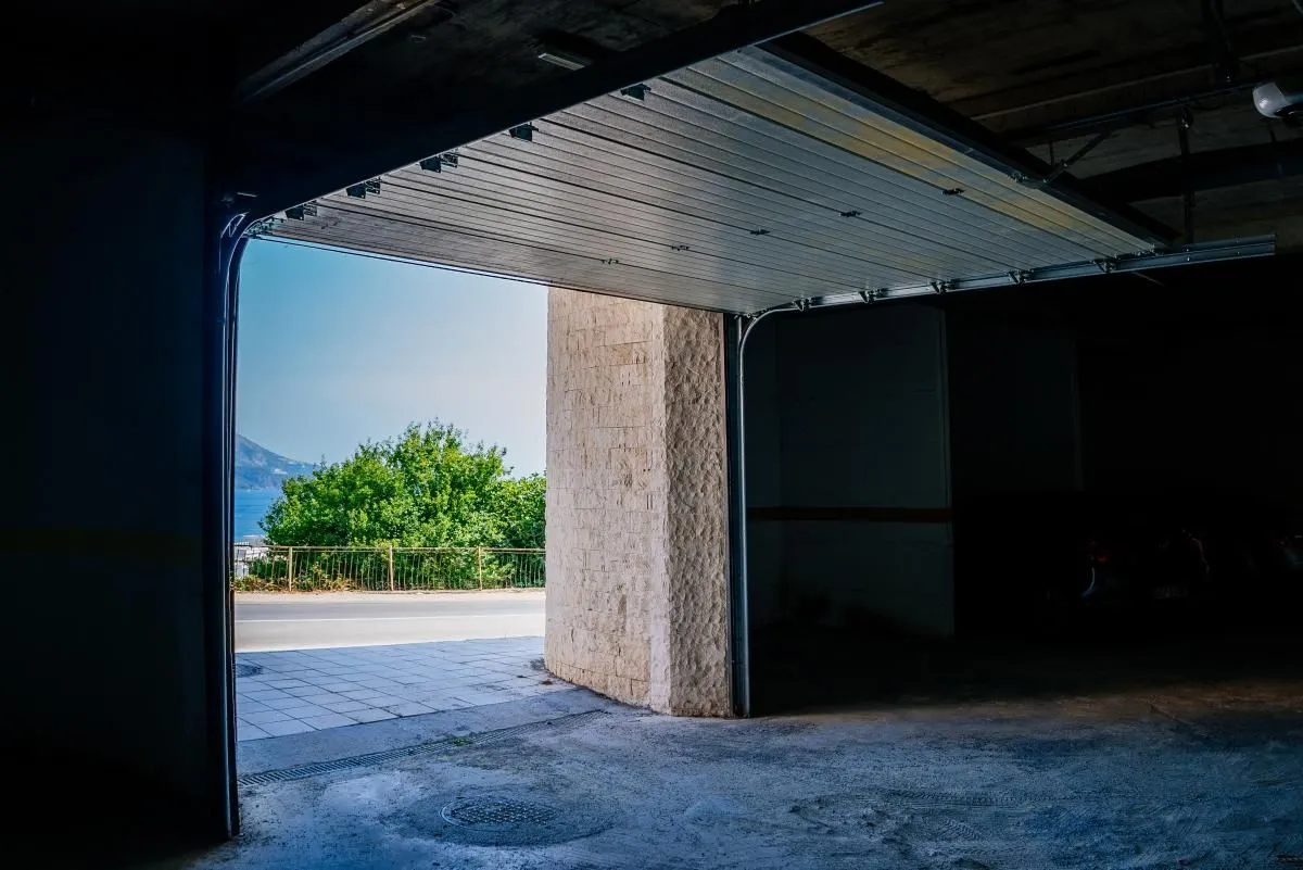 Prodaja, trosoban stan, 234m², Bečići, Budva