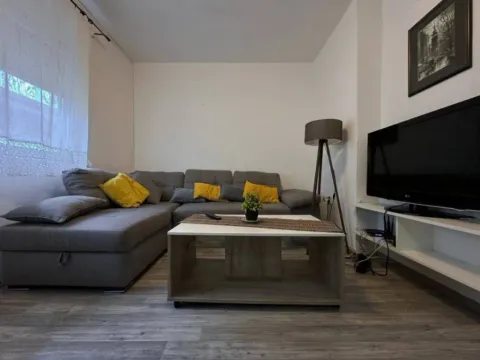Rent, one bedroom apartment, 37m², Budva, Crna Gora