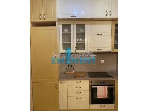 Izdavanje, trosoban stan, 104m², Savski Venac, Beograd - image 6