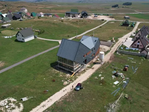 Prodaja, jednosoban stan, 33m², Žabljak, Crna Gora - image 3