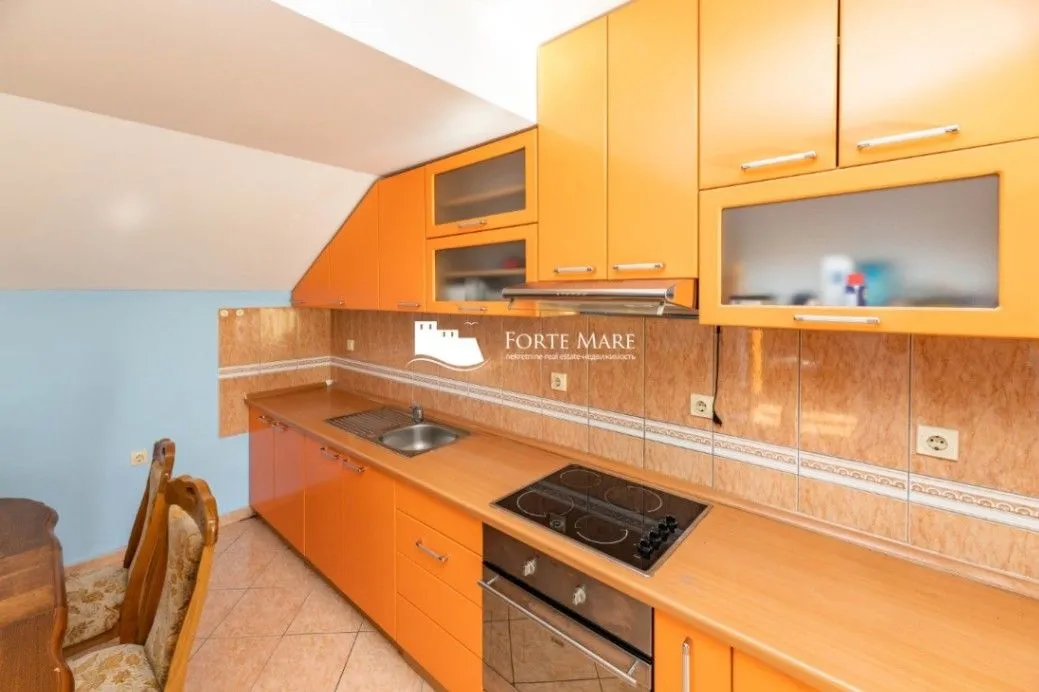 Prodaja, kuća, 415m², Herceg Novi, Crna Gora