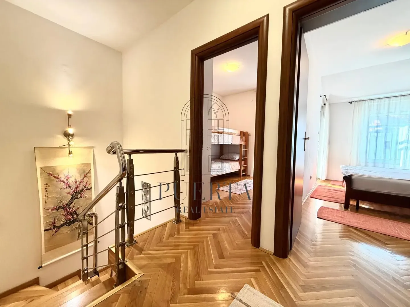 Izdavanje, dvosoban stan, 64m², Blok 6, Podgorica