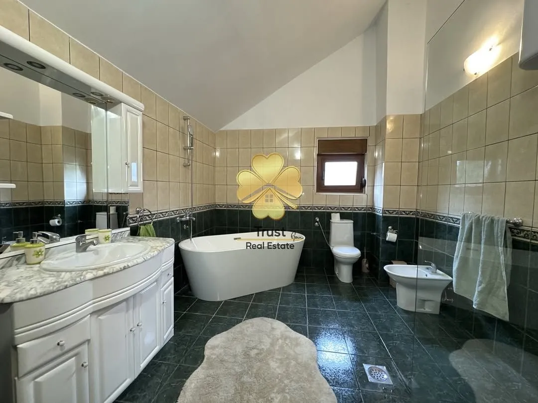 Rent, apartment, 300m², Gorica C, Podgorica