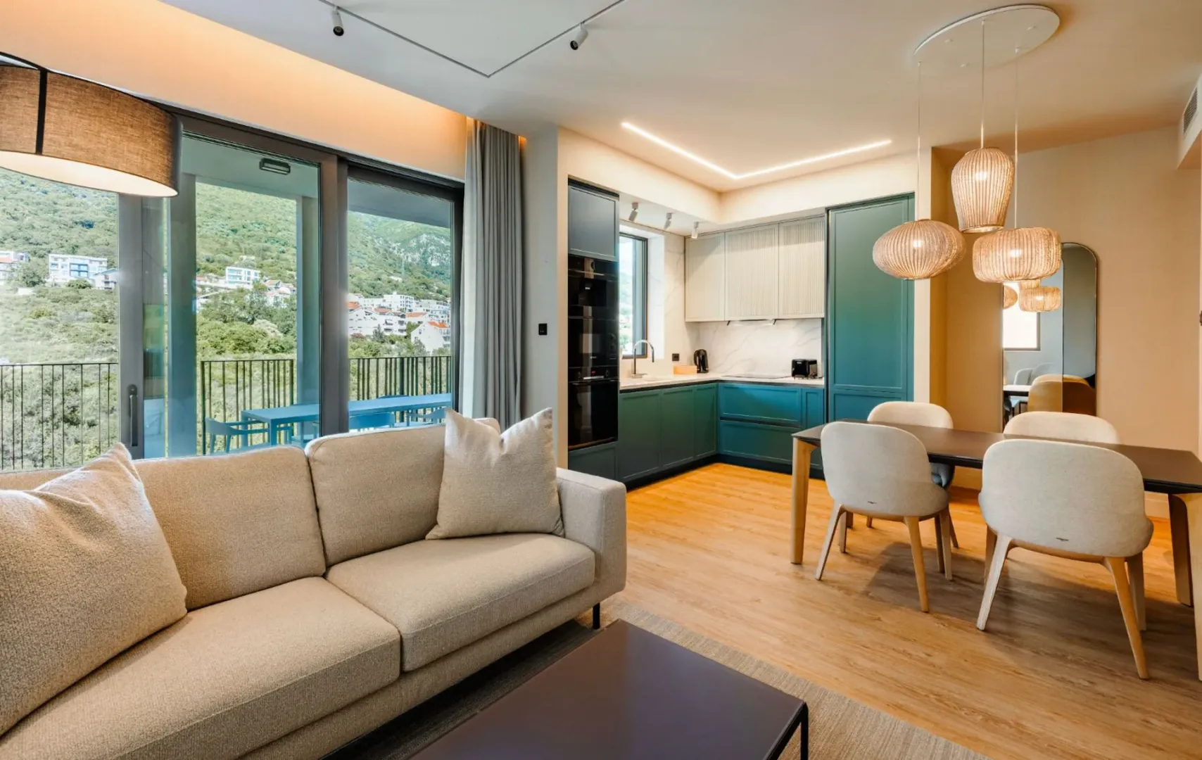 Rent, two bedroom apartment, 112m², Porto Montenegro, Tivat