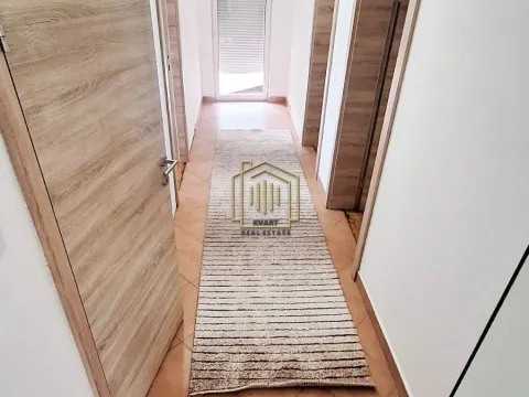 Izdavanje, dvosoban stan, 58m², Zlatica, Podgorica - image 7