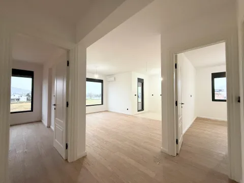 Sale, two bedroom apartment, 84m², Donja Gorica, Podgorica - image 9