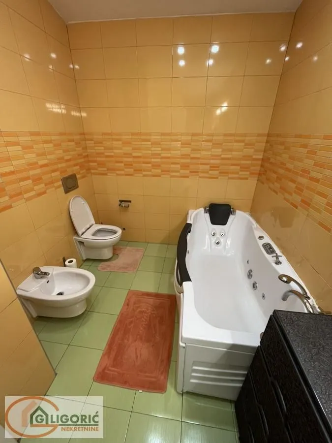 Sale, four bedroom apartment, 157m², Bul Kralja Aleksandra, Zvezdara Sve Podlokacije
