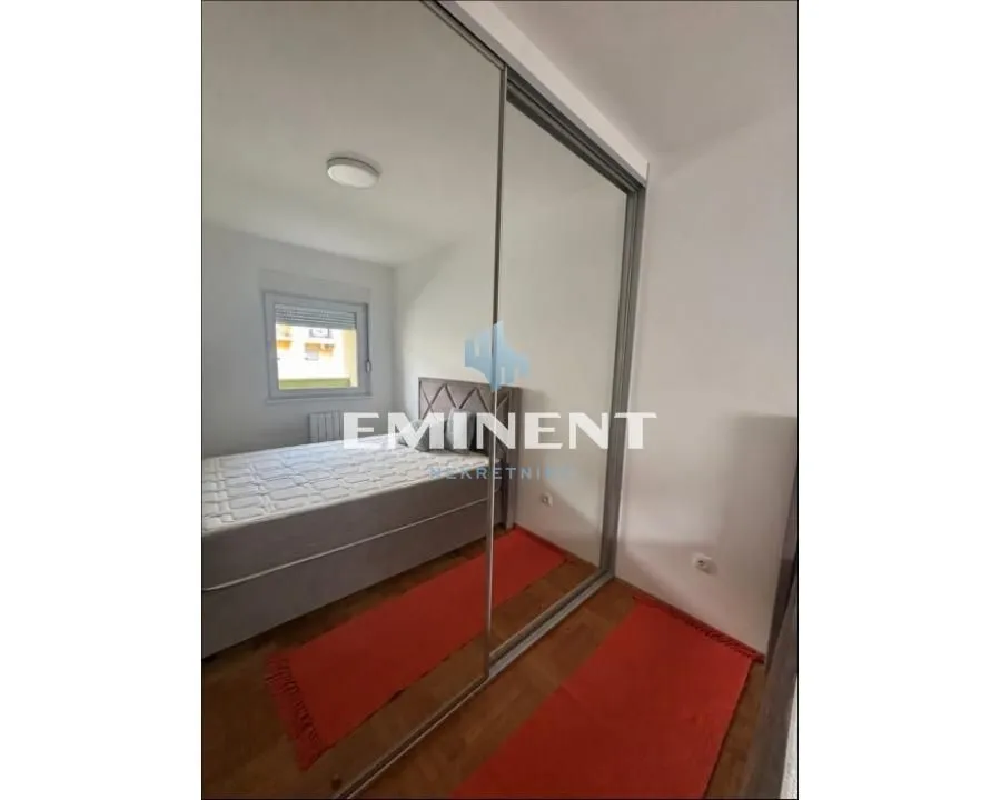 Rent, two bedroom apartment, 42m², Novi Beograd Blok 72, Novi Beograd Sve Podlokacije