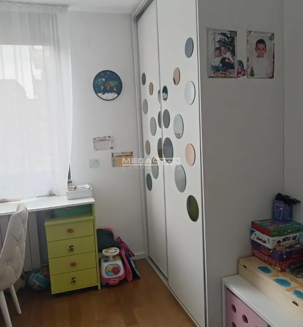 Izdavanje, trosoban stan, 65m², Višnjička Banja, Palilula Sve Podlokacije