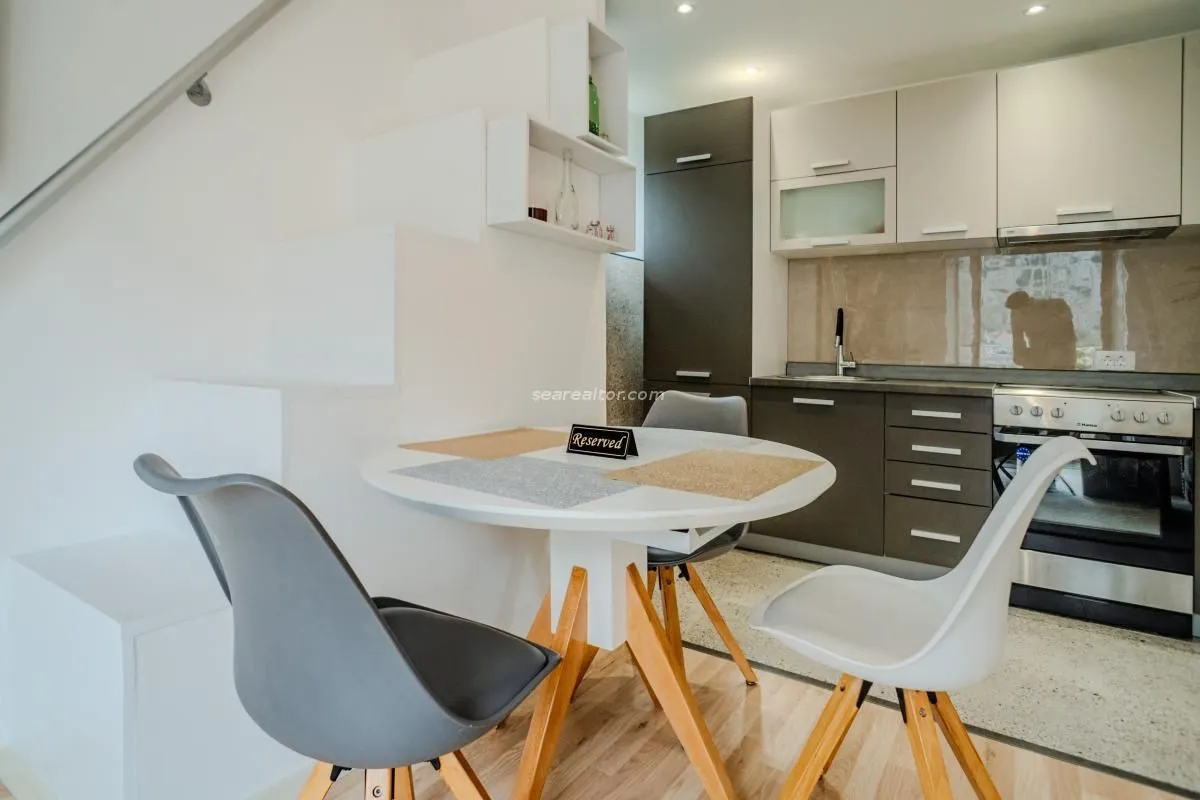 Prodaja, dvosoban stan, 44m², Muo, Kotor