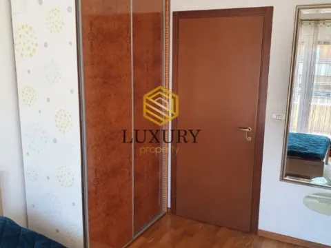 Izdavanje, dvosoban stan, 74m², City Kvart, Podgorica - image 2