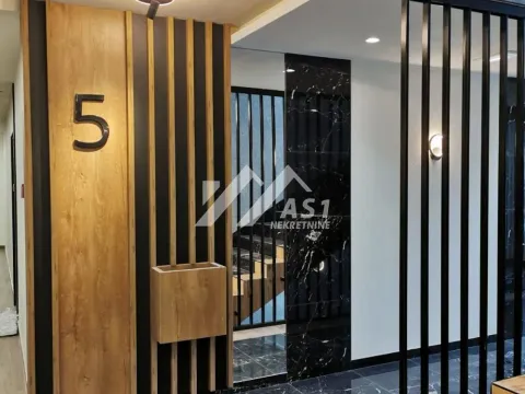 Izdavanje, dvosoban stan, 45m², Centar, Novi Sad - image 9