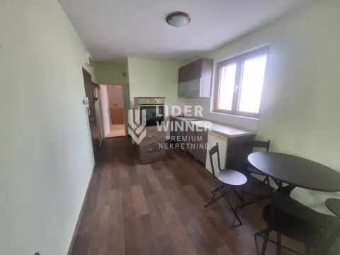 Rent, one bedroom apartment, 38m², Savski Venac, Beograd - image 5