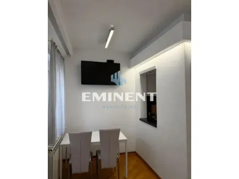 Rent, apartment, 45m², Đeram Pijaca, Beograd - image 2
