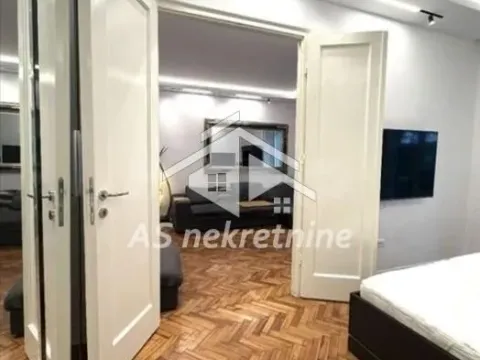 Izdavanje, dvosoban stan, 46m², Stari Grad, Beograd - image 20