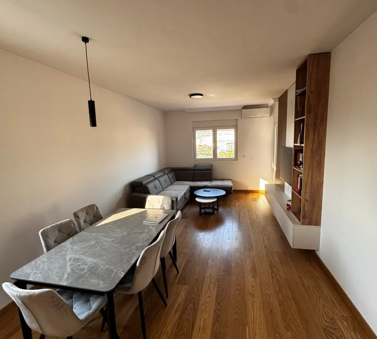Prodaja, dvosoban stan, 72m², New City, Podgorica