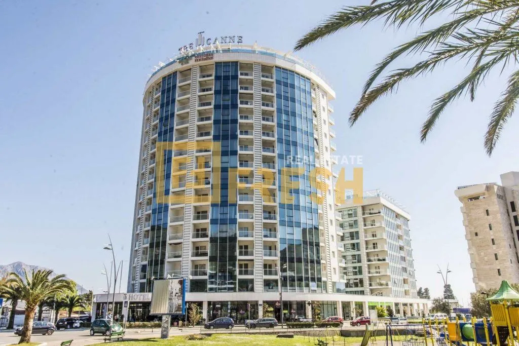 Sale, one bedroom apartment, 67m², Budva, Crna Gora